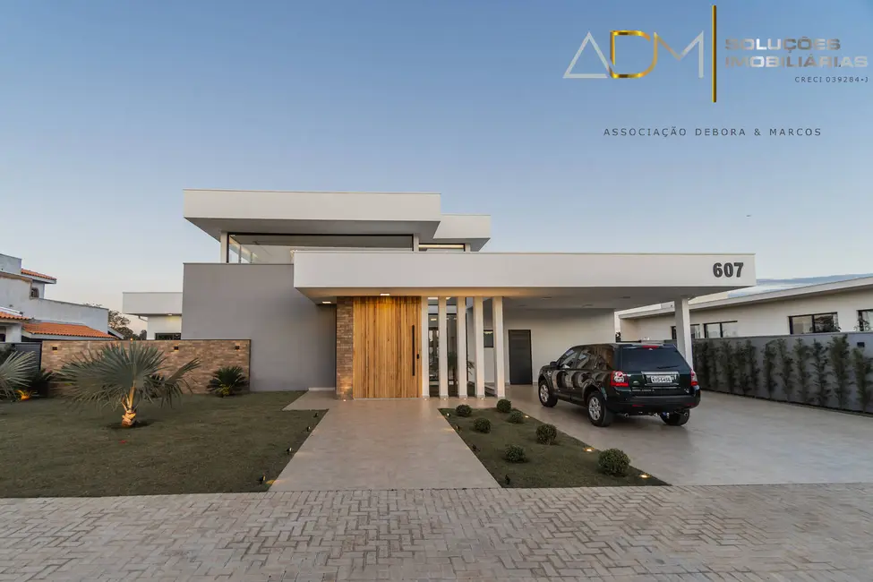 Foto 5 de Casa com 3 quartos à venda, 480m2 em Botucatu - SP