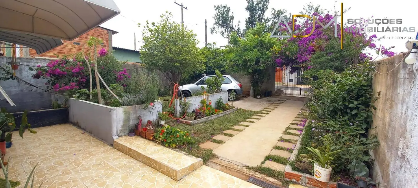 Foto 1 de Casa com 2 quartos à venda, 100m2 em Jardim Monte Mor, Botucatu - SP