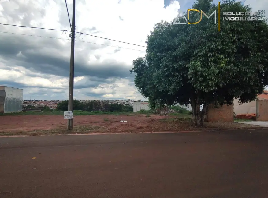 Foto 7 de Terreno / Lote à venda, 375m2 em Jardim Cambuí, Botucatu - SP
