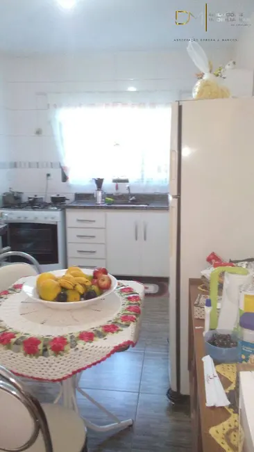 Foto 4 de Casa com 2 quartos à venda, 171m2 em Jardim Itamarati, Botucatu - SP