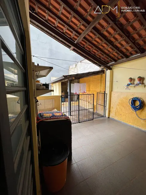 Foto 3 de Casa com 3 quartos à venda, 103m2 em Centro, Botucatu - SP