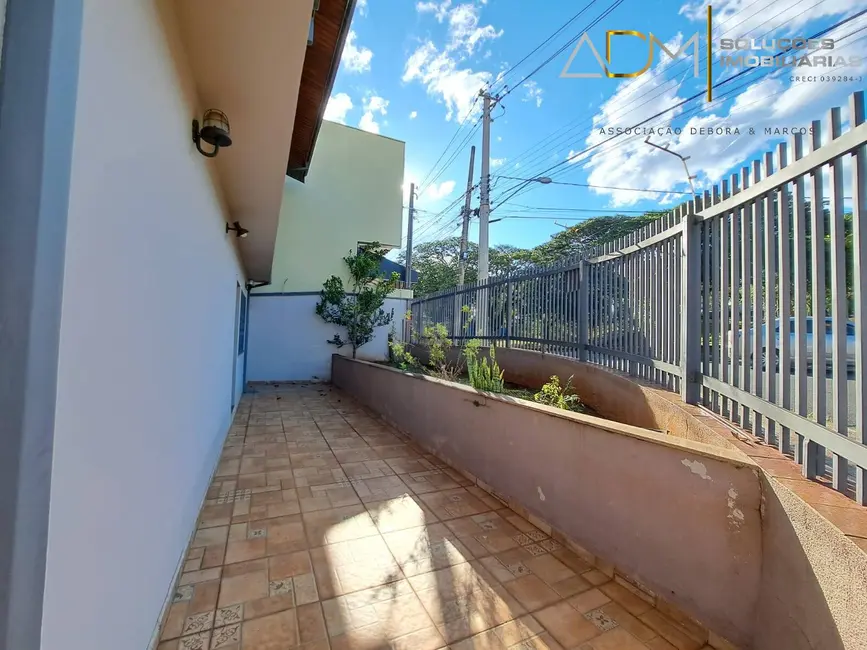 Foto 6 de Sobrado com 4 quartos à venda e para alugar, 306m2 em Jardim Paraíso, Botucatu - SP