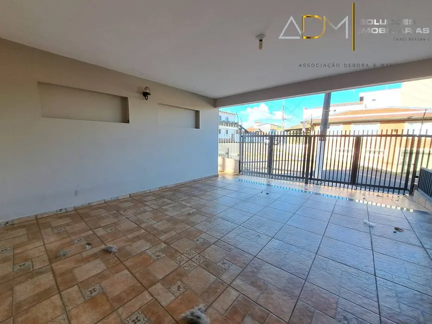 Foto 4 de Sobrado com 4 quartos à venda e para alugar, 306m2 em Jardim Paraíso, Botucatu - SP