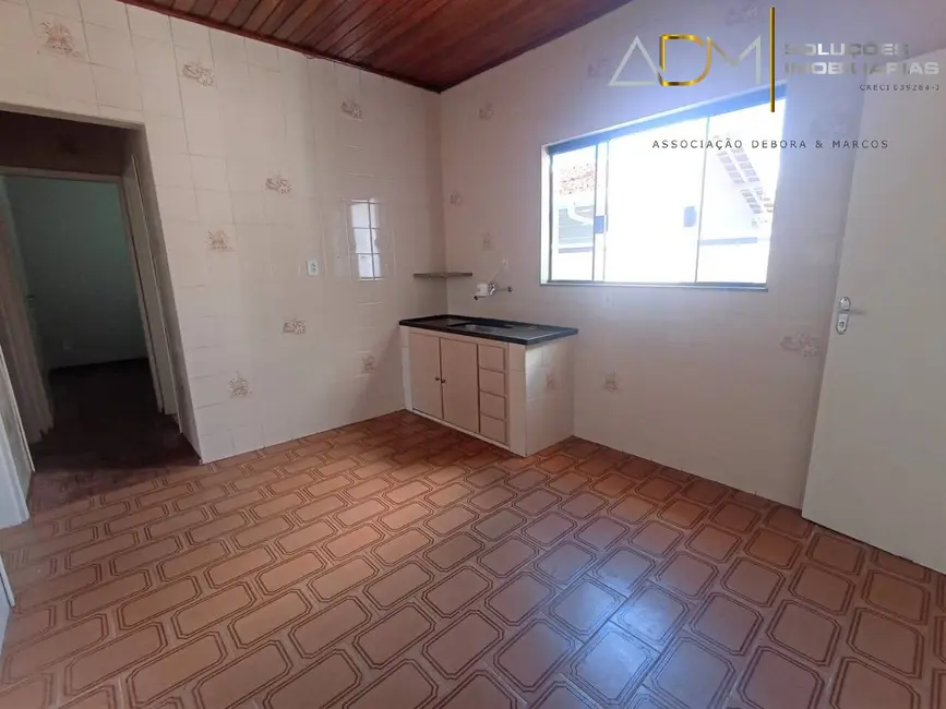 Foto 2 de Casa com 2 quartos à venda, 104m2 em Vila São Lúcio, Botucatu - SP