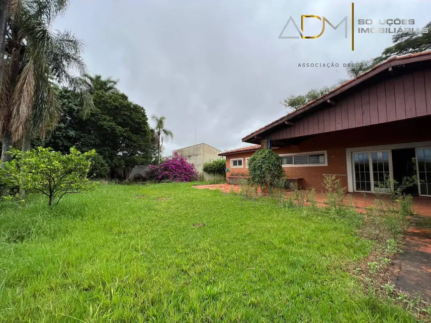 Casa com 5 quartos à venda, 267m2 em Vila Antártica, Botucatu - SP - imagem 5 Foto 5 de Casa com 5 quartos à venda, 267m2 em Vila Antártica, Botucatu - SP