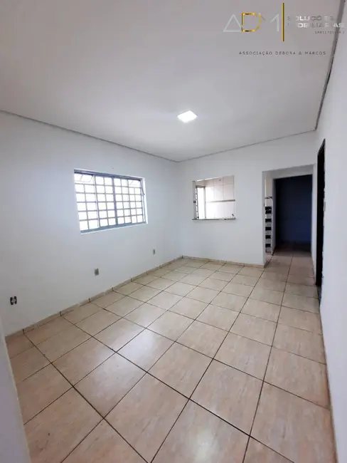 Casa com 3 quartos à venda, 91m2 em Vila Maria, Botucatu - SP - imagem 4 Foto 4 de Casa com 3 quartos à venda, 91m2 em Vila Maria, Botucatu - SP