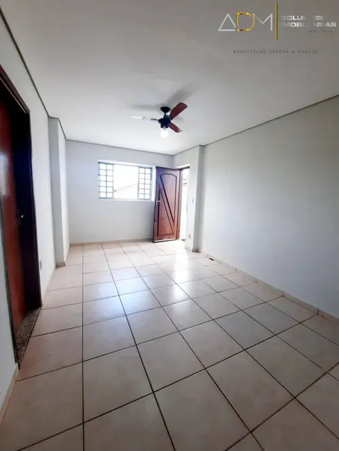 Foto 2 de Casa com 3 quartos à venda, 91m2 em Vila Maria, Botucatu - SP