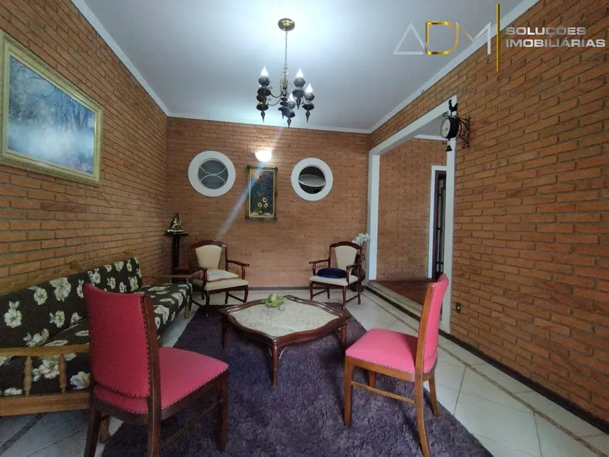 Foto 6 de Casa com 5 quartos à venda, 340m2 em Vila Antártica, Botucatu - SP