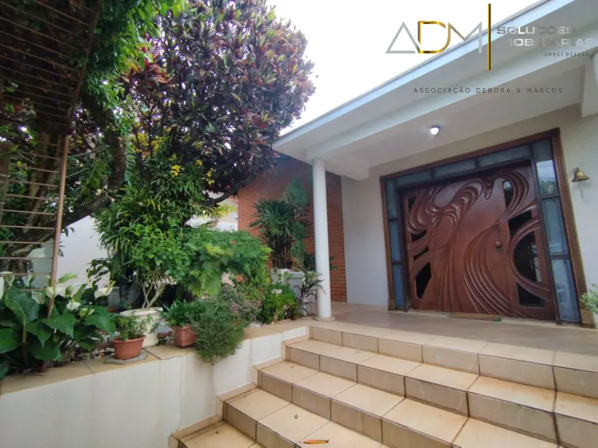 Foto 3 de Casa com 5 quartos à venda, 340m2 em Vila Antártica, Botucatu - SP