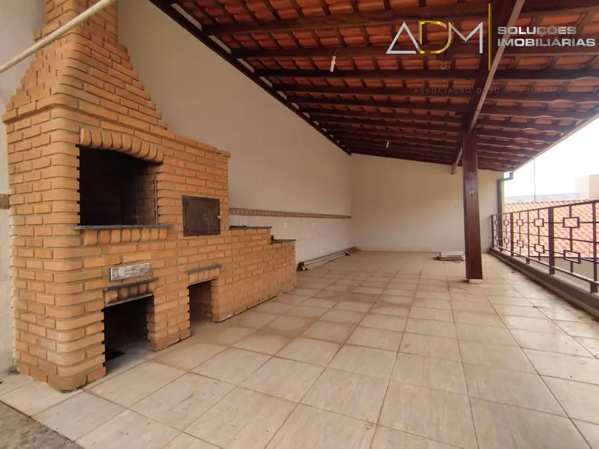 Foto 9 de Casa com 4 quartos à venda, 430m2 em Recanto Azul, Botucatu - SP