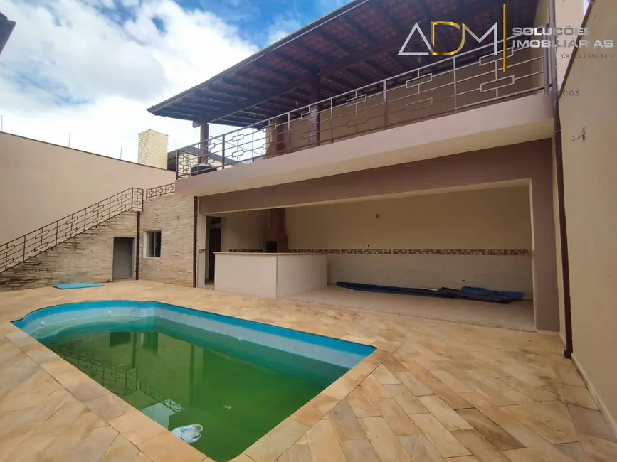 Foto 3 de Casa com 4 quartos à venda, 430m2 em Recanto Azul, Botucatu - SP