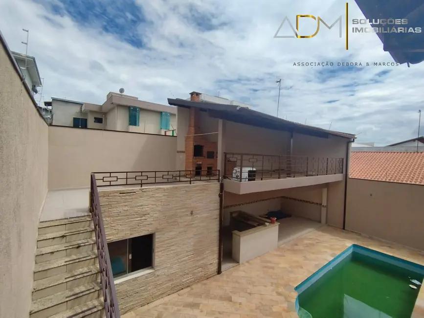 Foto 2 de Casa com 4 quartos à venda, 430m2 em Recanto Azul, Botucatu - SP