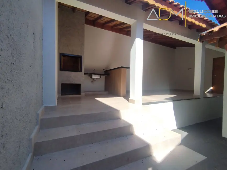 Foto 3 de Casa com 3 quartos à venda, 172m2 em Centro, Botucatu - SP