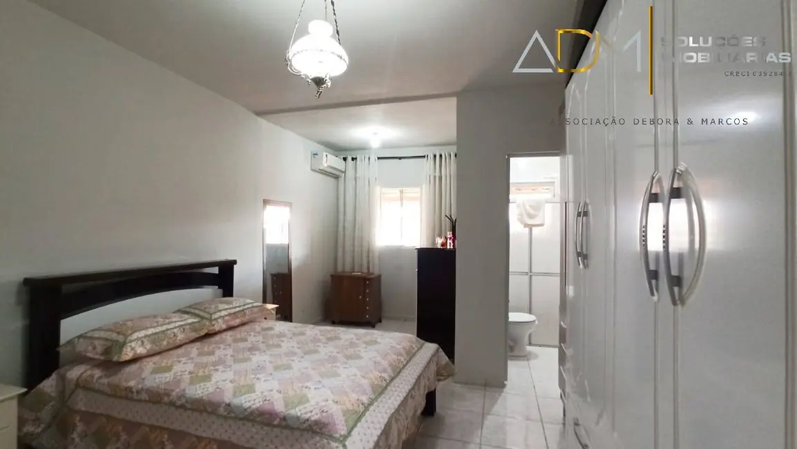 Foto 5 de Casa com 2 quartos à venda, 267m2 em Botucatu - SP