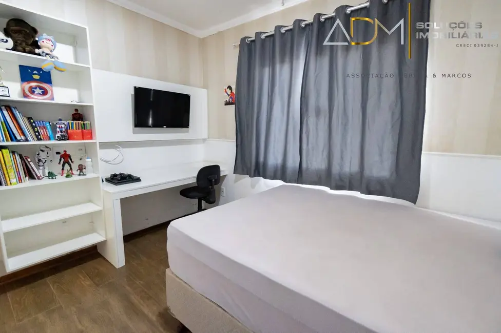 Foto 8 de Chácara com 3 quartos à venda, 480m2 em Recanto Árvore Grande, Botucatu - SP