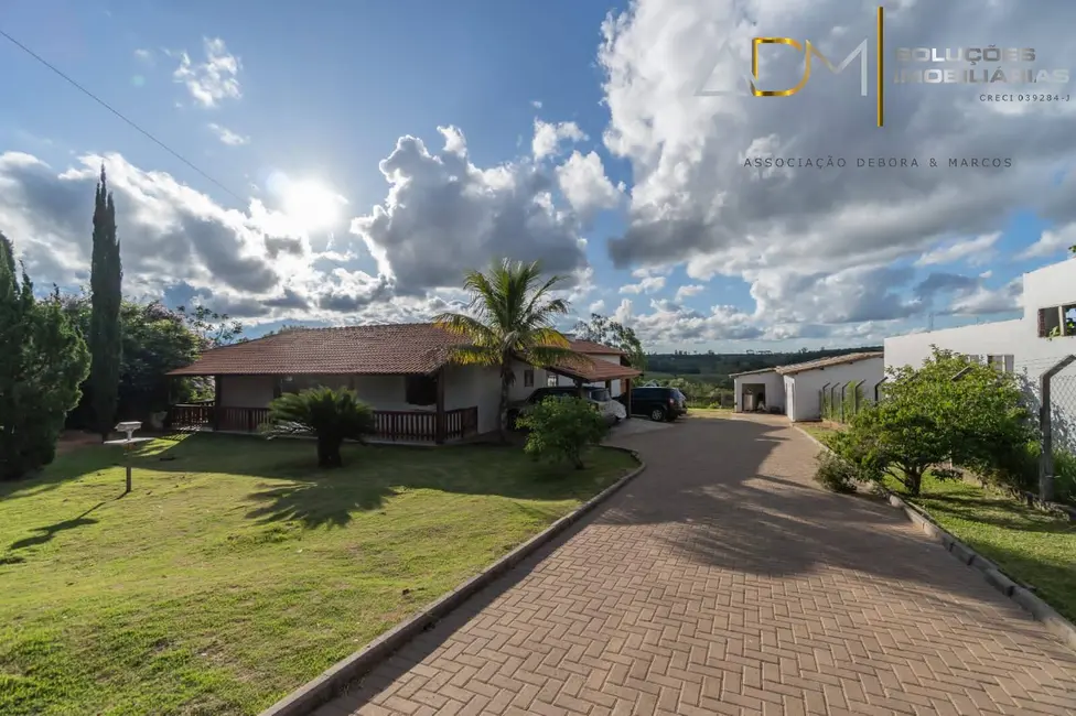 Foto 9 de Chácara com 3 quartos à venda, 480m2 em Recanto Árvore Grande, Botucatu - SP