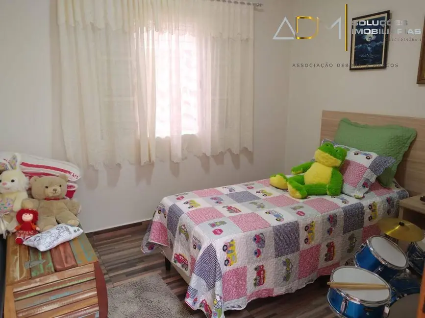 Foto 3 de Casa com 3 quartos à venda, 200m2 em Residencial Vila Di Capri, Botucatu - SP