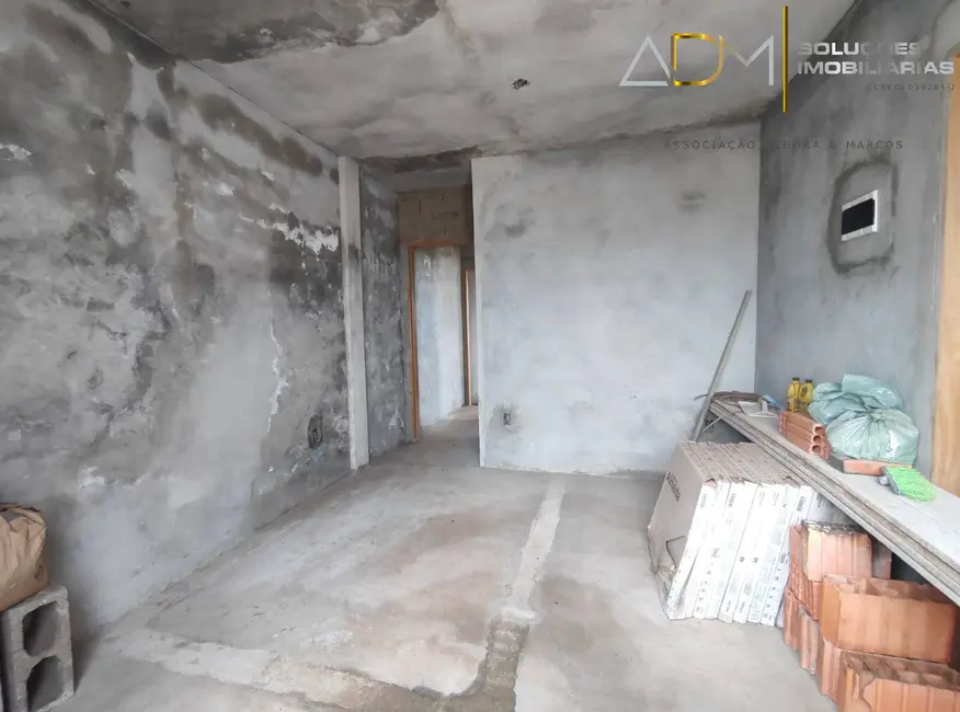 Foto 9 de Sobrado com 2 quartos à venda, 180m2 em Residencial Ouro Verde, Botucatu - SP