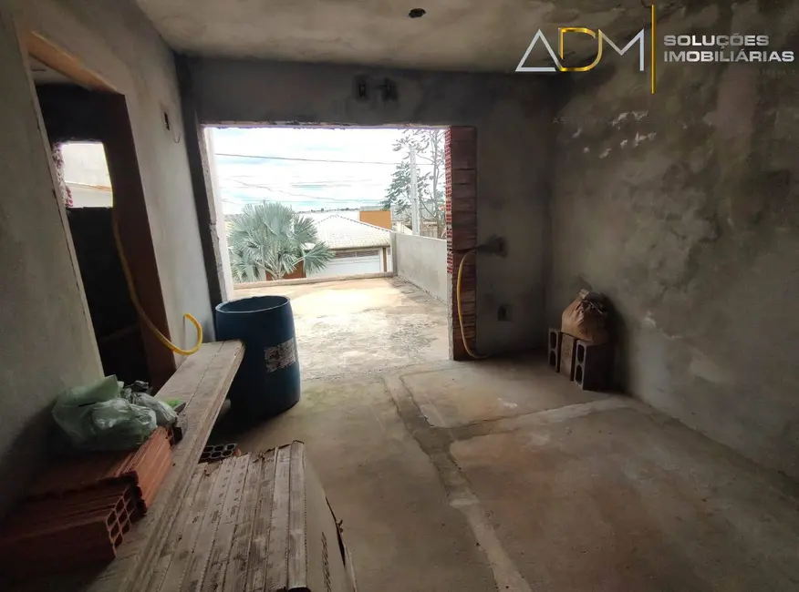 Foto 6 de Sobrado com 2 quartos à venda, 180m2 em Residencial Ouro Verde, Botucatu - SP