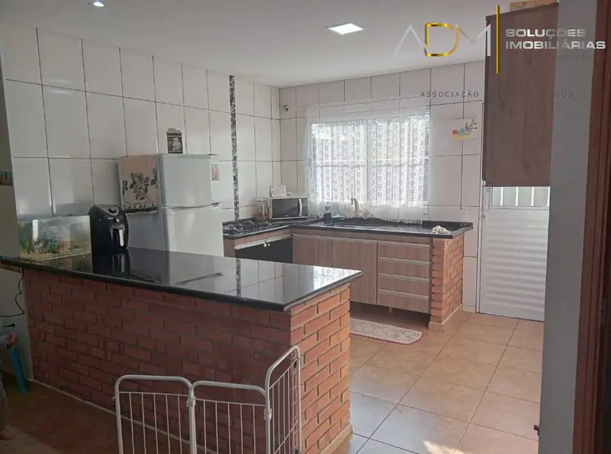 Foto 6 de Casa com 2 quartos à venda, 660m2 em Chácara Recreio Vista Alegre, Botucatu - SP