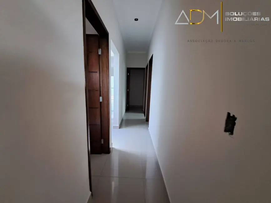 Foto 5 de Casa com 3 quartos à venda, 175m2 em Residencial Ouro Verde, Botucatu - SP