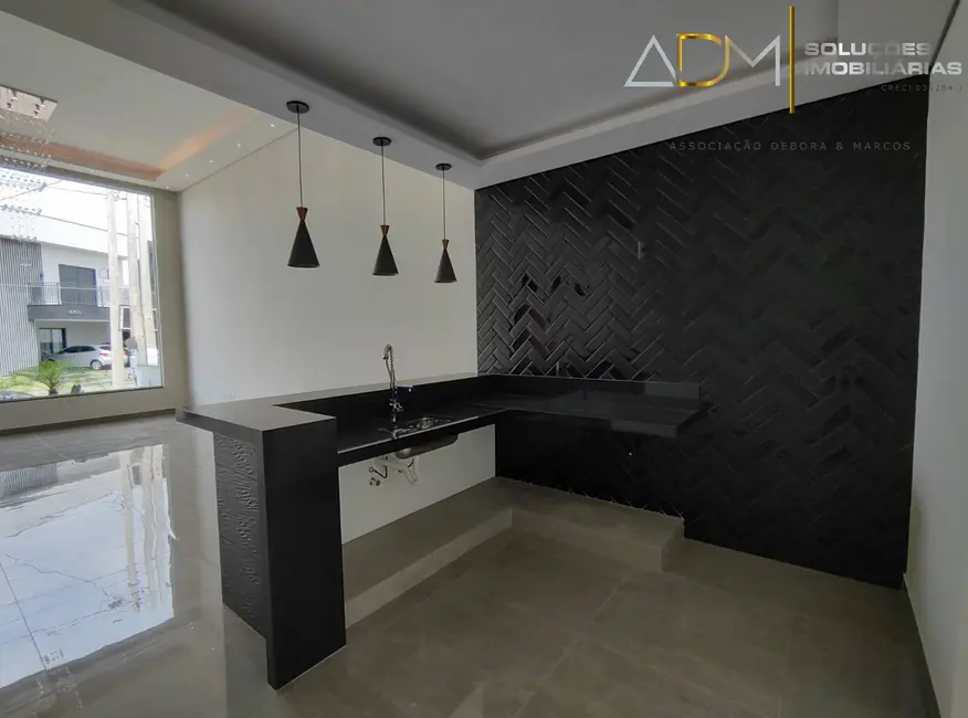 Foto 9 de Casa de Condomínio com 3 quartos à venda, 170m2 em Botucatu - SP