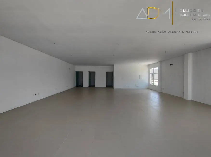 Foto 3 de Sala Comercial para alugar, 131m2 em Jardim Aeroporto, Botucatu - SP