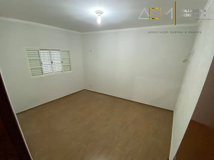 Foto 7 de Casa com 2 quartos à venda, 80m2 em Botucatu - SP