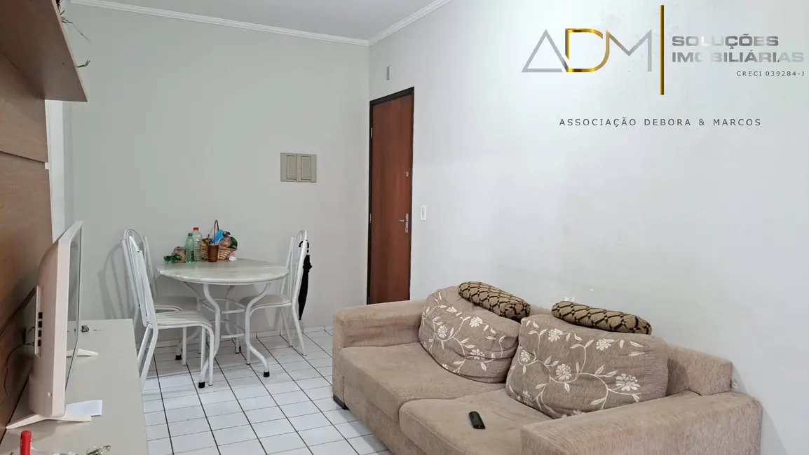 Foto 2 de Apartamento com 2 quartos à venda, 72m2 em Vila Cidade Jardim, Botucatu - SP