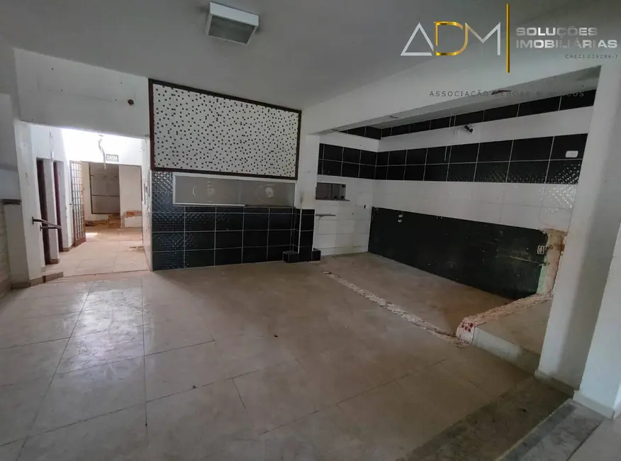 Foto 7 de Sala Comercial à venda e para alugar, 650m2 em Vila São Lúcio, Botucatu - SP