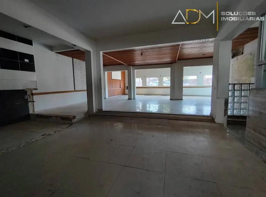 Foto 2 de Sala Comercial à venda e para alugar, 650m2 em Vila São Lúcio, Botucatu - SP