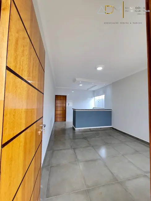 Foto 1 de Casa com 2 quartos à venda, 70m2 em Residencial Cedro, Botucatu - SP