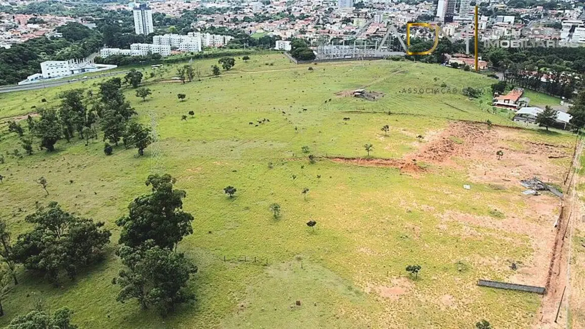 Foto 1 de Terreno / Lote à venda, 19703m2 em Jardim Tropical, Botucatu - SP