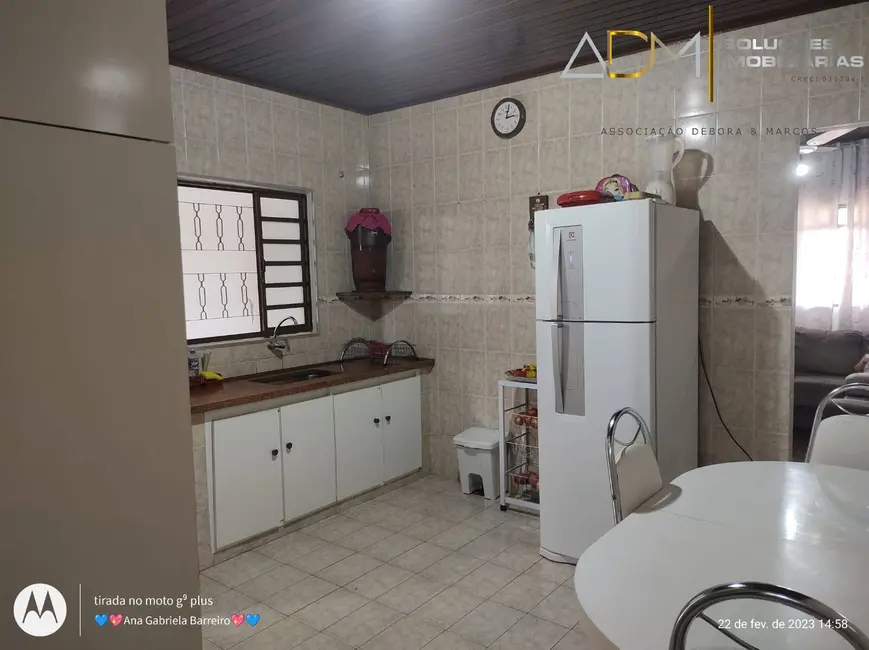 Foto 3 de Casa com 2 quartos à venda, 101m2 em Botucatu - SP