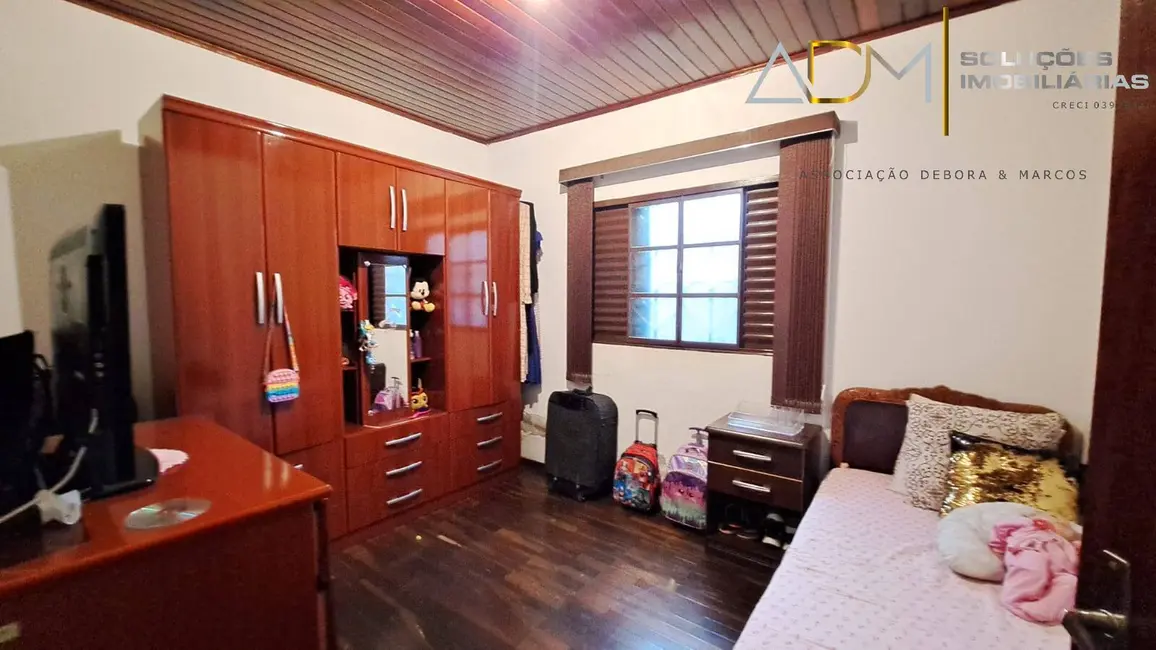 Foto 5 de Casa com 2 quartos à venda, 101m2 em Botucatu - SP