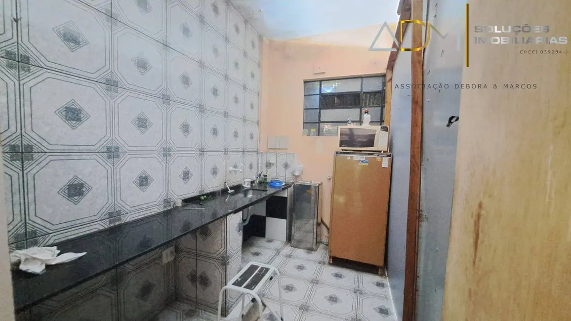 Foto 5 de Sala Comercial à venda, 200m2 em Jardim Itamarati, Botucatu - SP