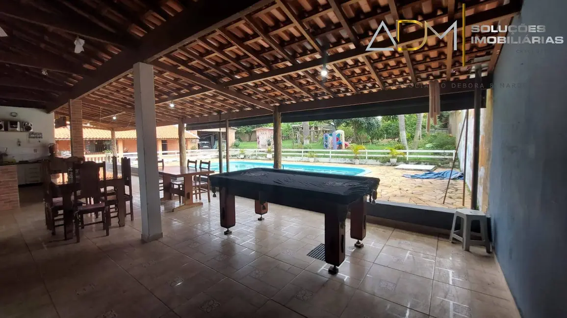 Foto 6 de Chácara com 3 quartos à venda, 540m2 em Botucatu - SP