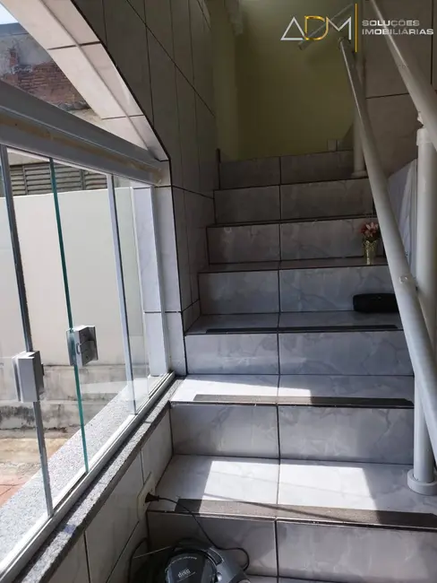 Foto 9 de Sobrado com 2 quartos à venda, 100m2 em Botucatu - SP