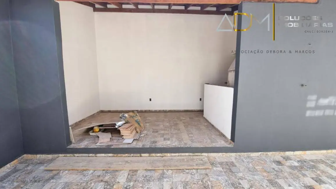 Foto 3 de Casa com 3 quartos à venda, 140m2 em Botucatu - SP