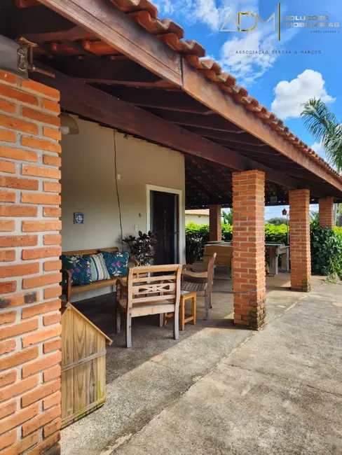 Foto 6 de Chácara com 4 quartos à venda, 6000m2 em Chácara Recreio Vista Alegre, Botucatu - SP