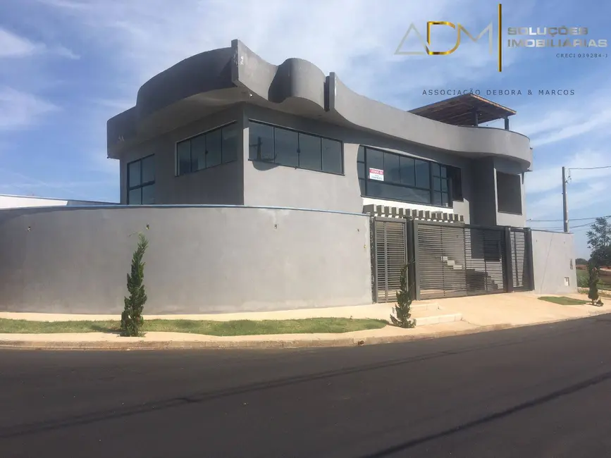 Foto 5 de Casa com 4 quartos à venda, 286m2 em Residencial Ouro Verde, Botucatu - SP