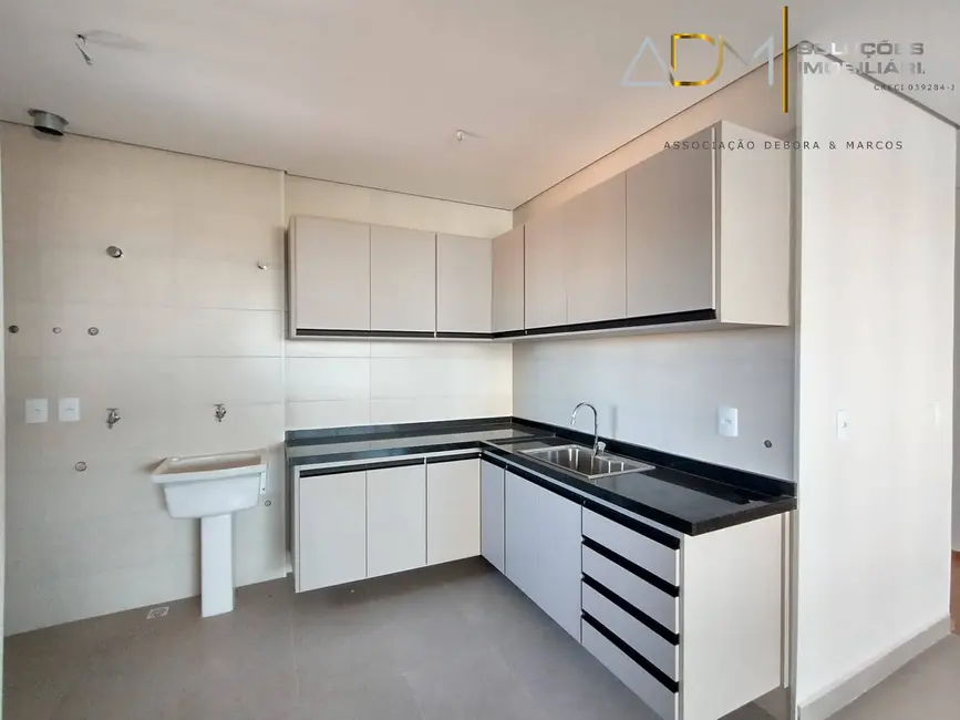 Foto 3 de Apartamento com 3 quartos para alugar, 111m2 em Centro, Botucatu - SP