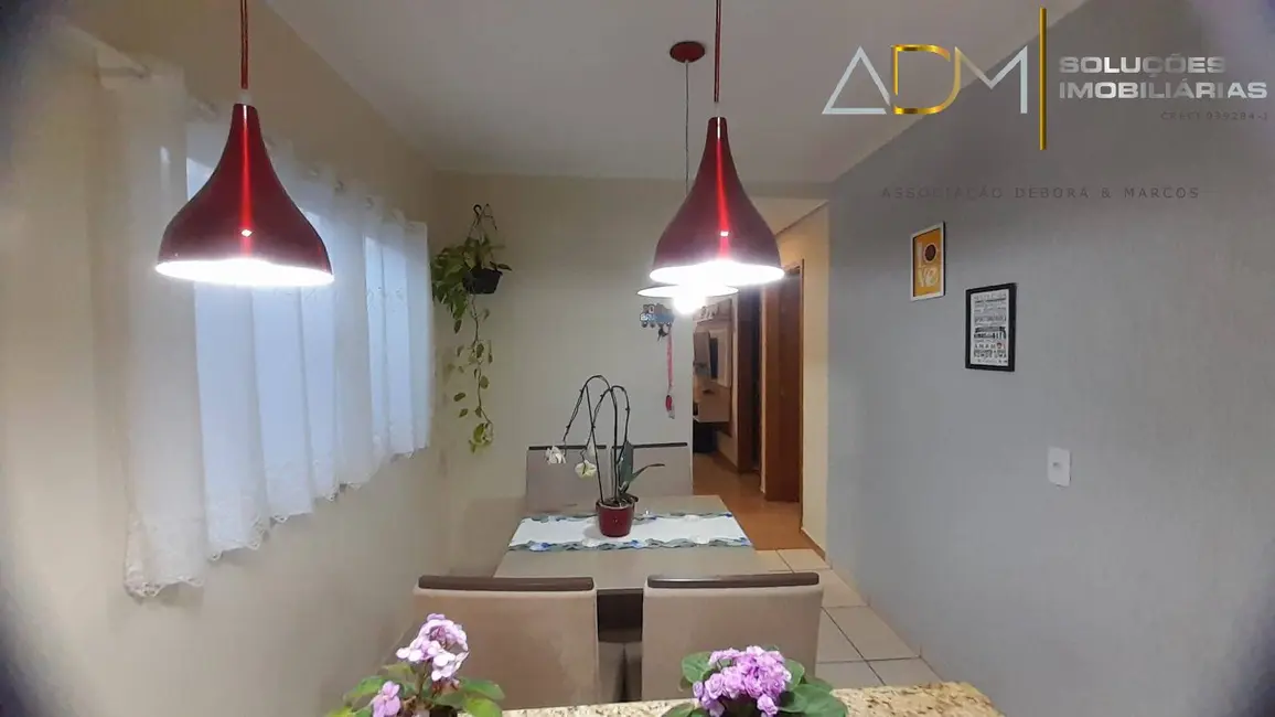 Foto 4 de Casa com 2 quartos à venda, 200m2 em Botucatu - SP