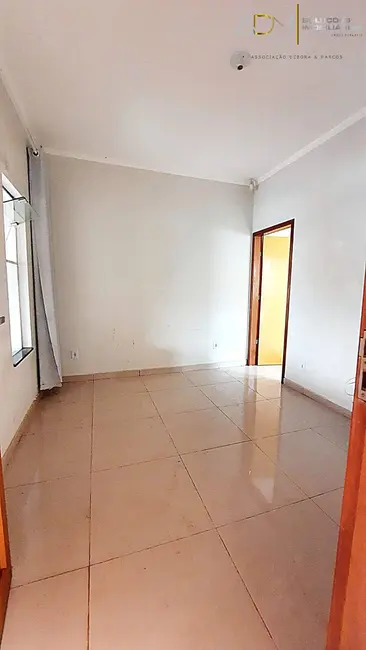 Foto 3 de Casa com 2 quartos à venda, 125m2 em Residencial Ouro Verde, Botucatu - SP