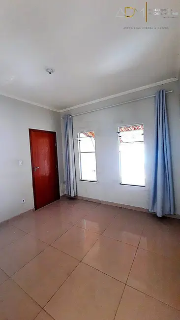 Foto 4 de Casa com 2 quartos à venda, 125m2 em Residencial Ouro Verde, Botucatu - SP
