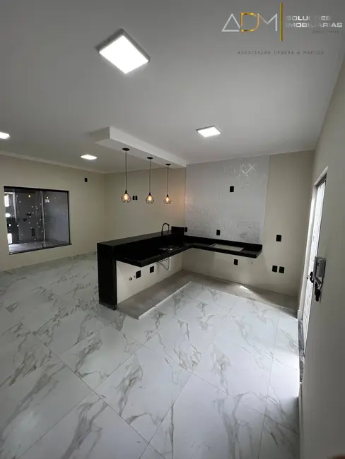 Foto 3 de Casa com 2 quartos à venda, 125m2 em Residencial Ouro Verde, Botucatu - SP