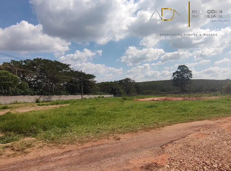 Foto 4 de Terreno / Lote à venda, 720m2 em Sociedade Hípica de Botucatu, Botucatu - SP