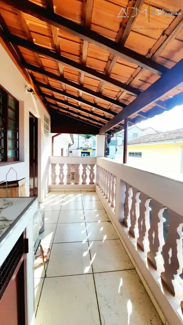 Foto 1 de Casa com 3 quartos à venda, 242m2 em Centro, Botucatu - SP