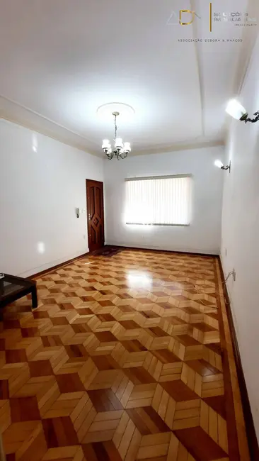 Foto 3 de Casa com 3 quartos à venda, 242m2 em Centro, Botucatu - SP