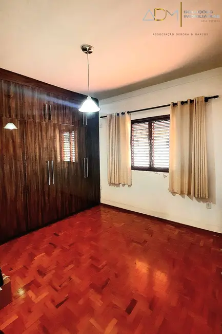 Foto 6 de Casa com 3 quartos à venda, 242m2 em Centro, Botucatu - SP
